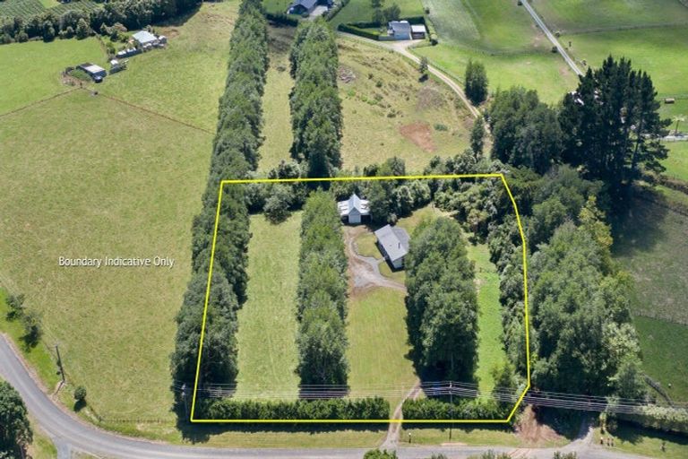 Photo of property in 277 North Manakau Road, Manakau, Levin, 5573