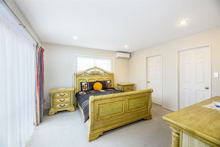 Photo of property in 39 Sapperton Drive, Henderson, Auckland, 0612