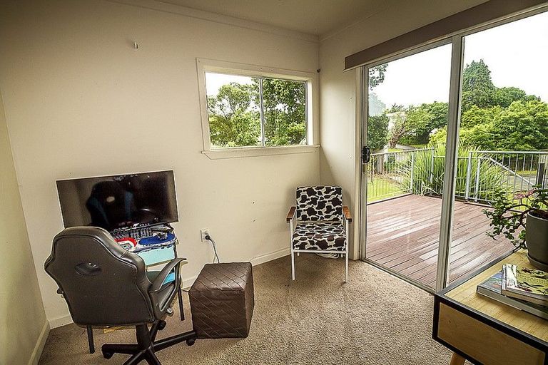 Photo of property in 12 Kent Crescent, Awapuni, Palmerston North, 4412