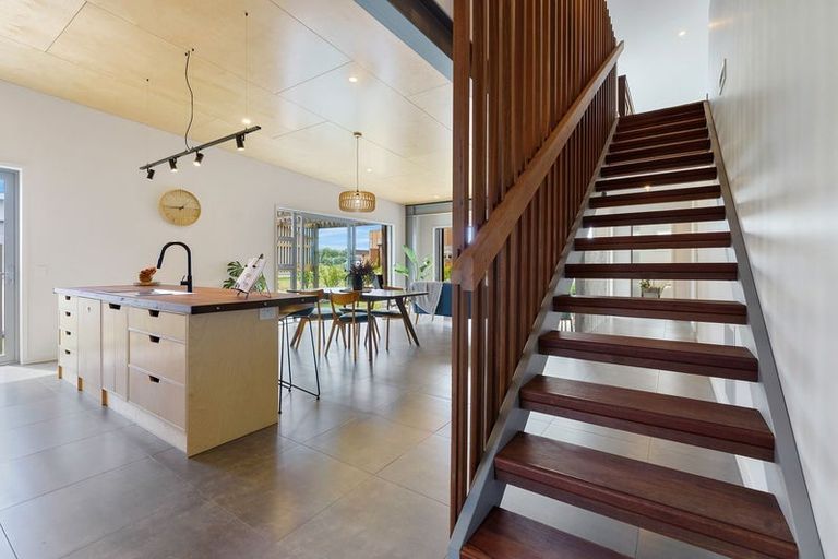 Photo of property in 4 Mirek Street, Waikanae, 5036