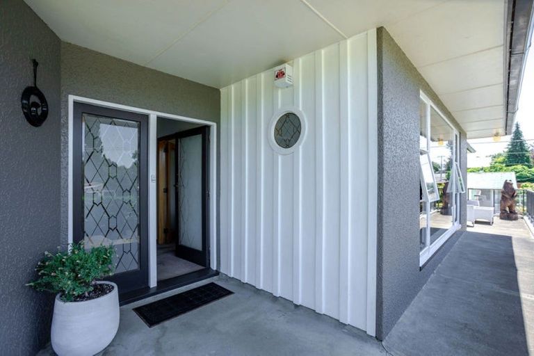 Photo of property in 5 Chamberlain Street, Dannevirke, 4930