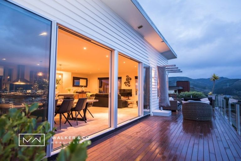 Photo of property in 17a Riverstone Drive, Riverstone Terraces, Upper Hutt, 5018