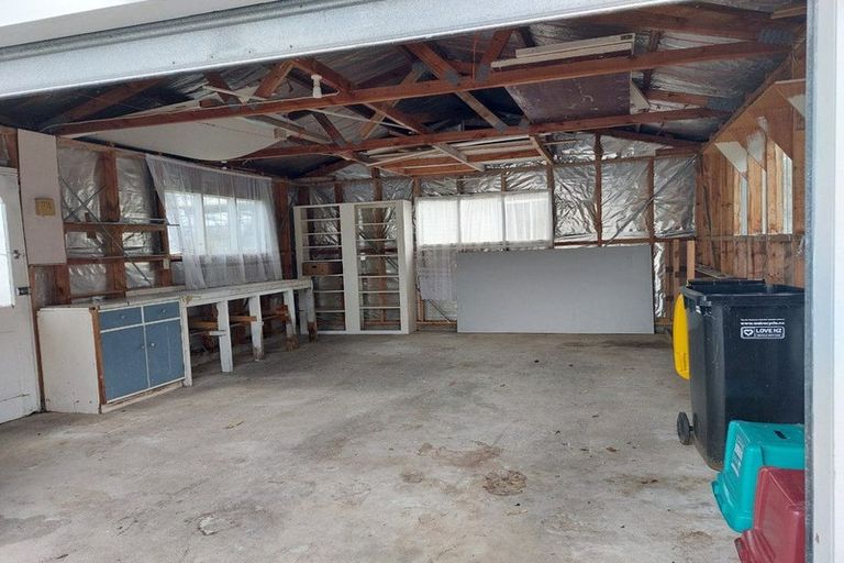 Photo of property in 4 Fairbrother Street, Carterton, 5713