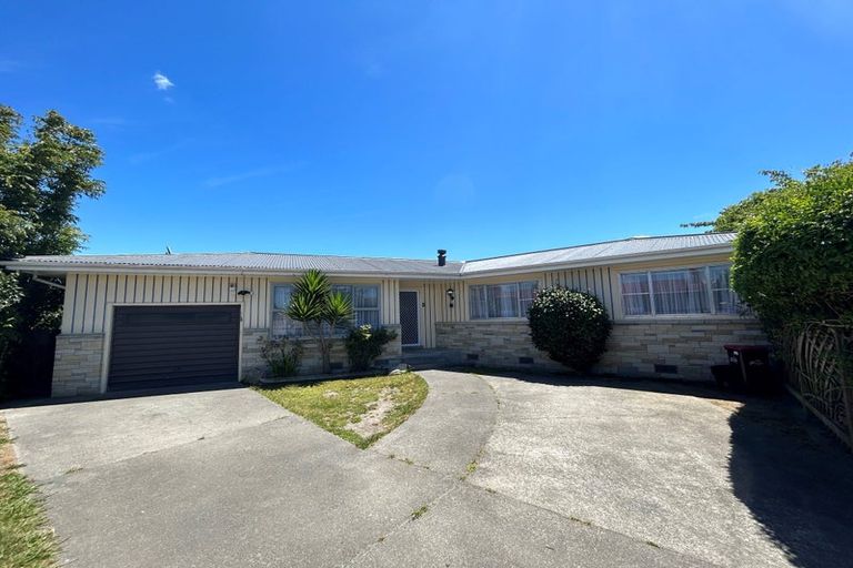 Photo of property in 25 Allen Berry Avenue, Pirimai, Napier, 4112
