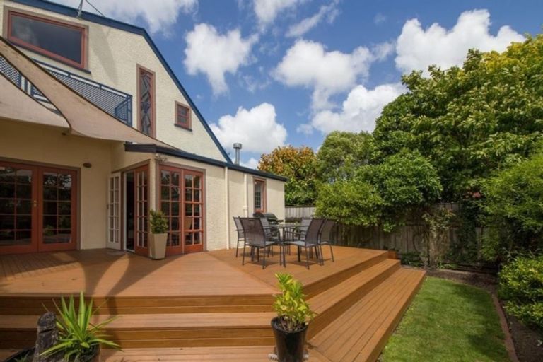 Photo of property in 68 Rangitane Street, Palmerston North, 4414