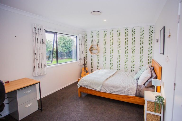 Photo of property in 52 Norfolk Drive, Cambridge, 3434