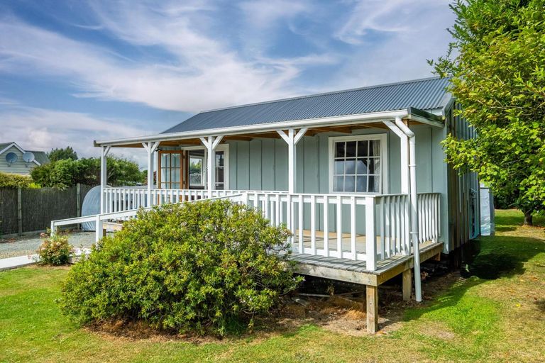 Photo of property in 10 Hillary Street, Waimate, 7924