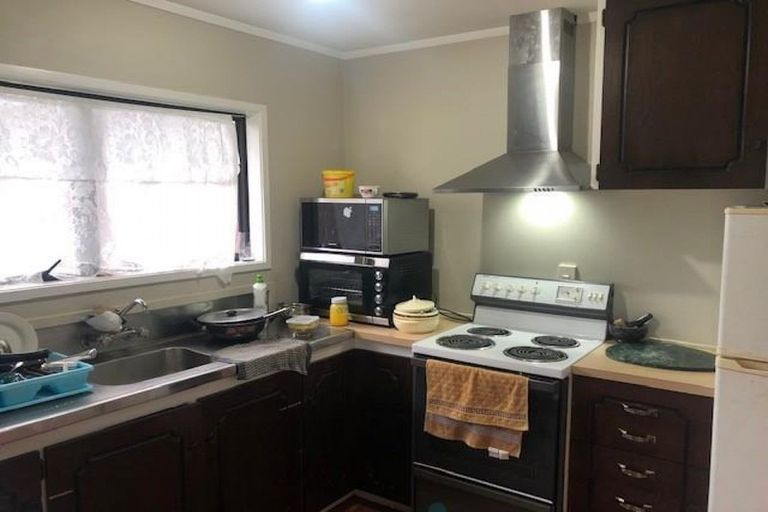 Photo of property in 2/4a Browns Road, Manurewa, Auckland, 2102