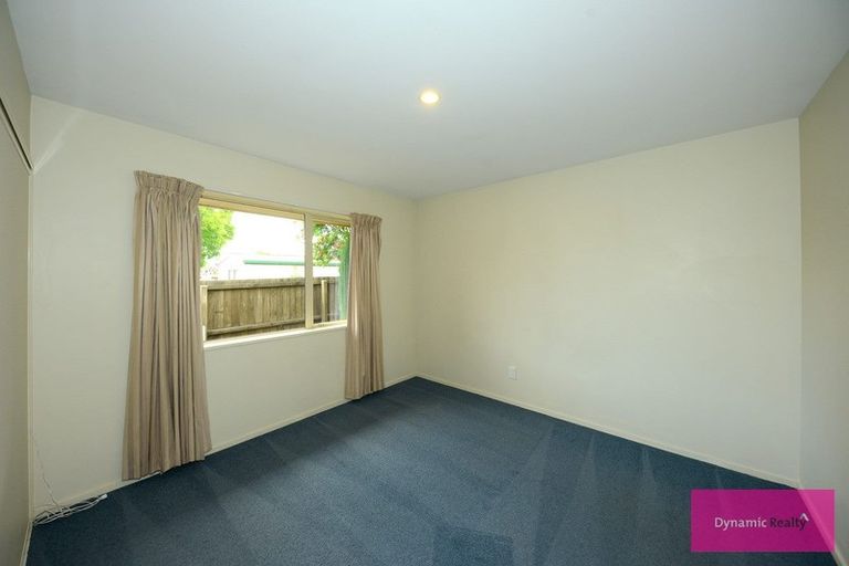 Photo of property in 85c Middlepark Road, Sockburn, Christchurch, 8042
