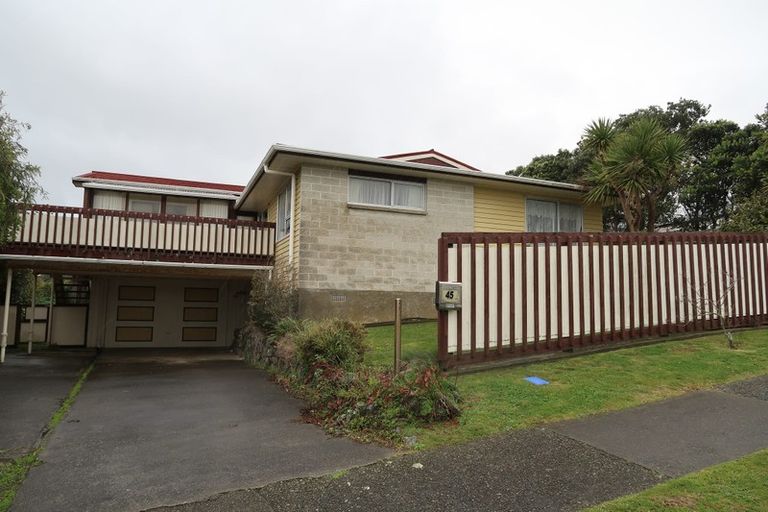 Photo of property in 45 Eskdale Road, Papakowhai, Porirua, 5024