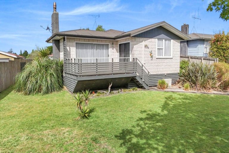 Photo of property in 21 Arawa Crescent, Tokoroa, 3420