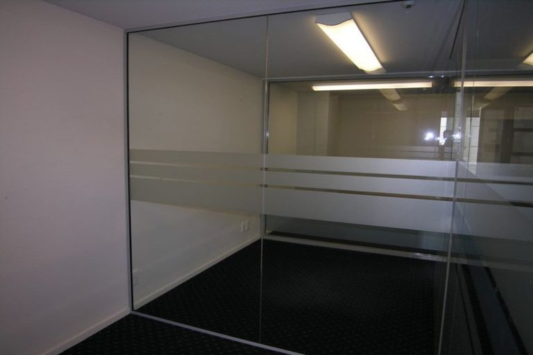 Photo of property in 7 Lowe Street, Belmont, Auckland, 0622