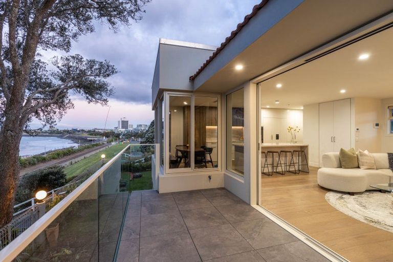 Photo of property in 14/120 Saint Aubyn Street, New Plymouth, 4310