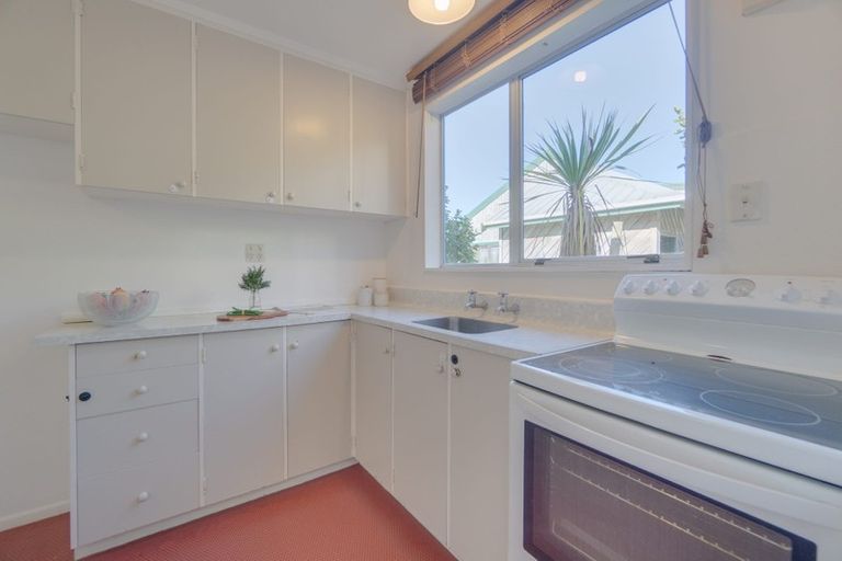 Photo of property in 1/107 Allington Road, Karori, Wellington, 6012
