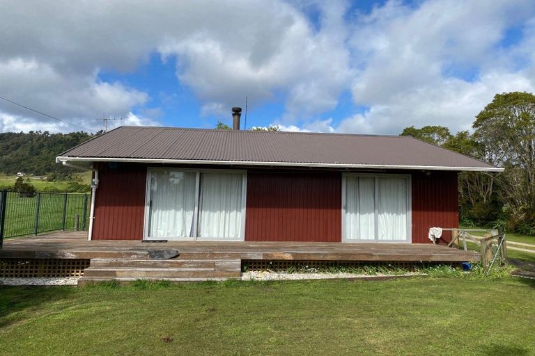 Photo of property in 162 Oparara Road, Karamea, 7893