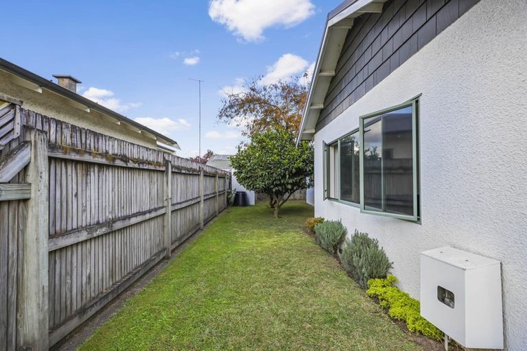 Photo of property in 3/829 Heaphy Terrace, Claudelands, Hamilton, 3214