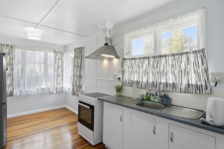 Photo of property in 1/10 Clement Grove, Taita, Lower Hutt, 5011