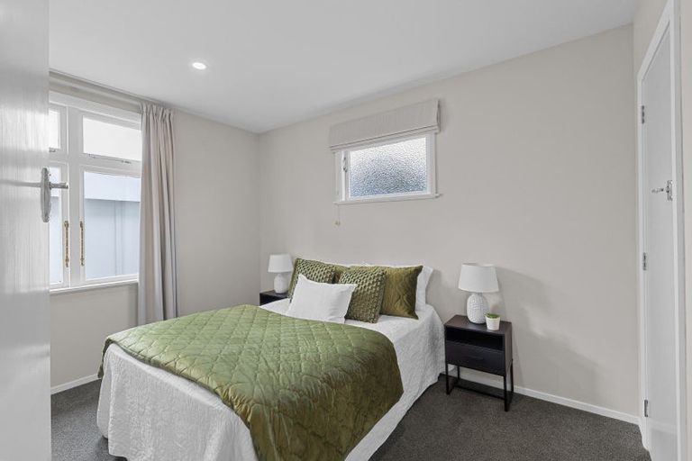 Photo of property in 17 East Street, Terrace End, Palmerston North, 4410