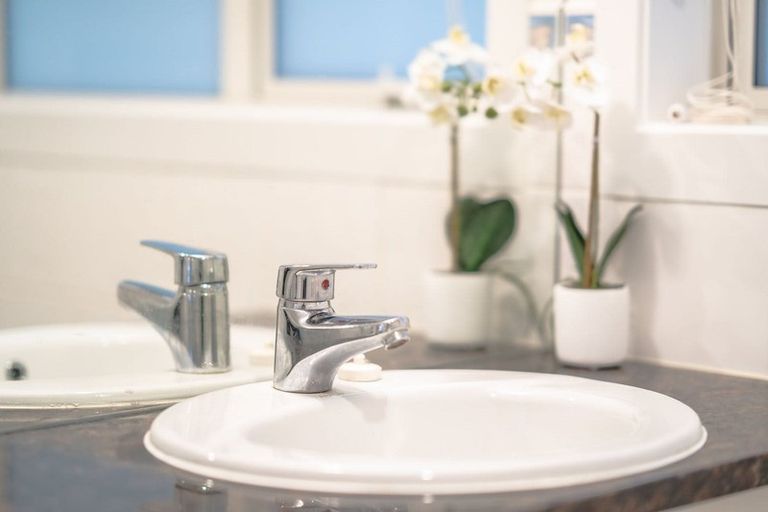 Photo of property in 1/49 Hastings Road, Mairangi Bay, Auckland, 0630