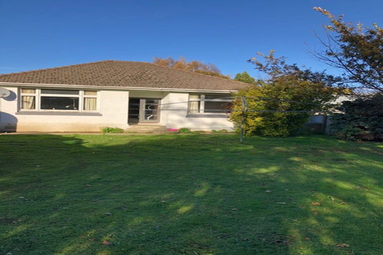 Photo of property in 13 Hunter Street, Edendale, 9825