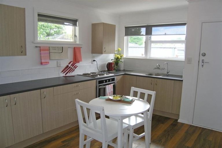 Photo of property in 2/1133 Fergusson Drive, Clouston Park, Upper Hutt, 5018