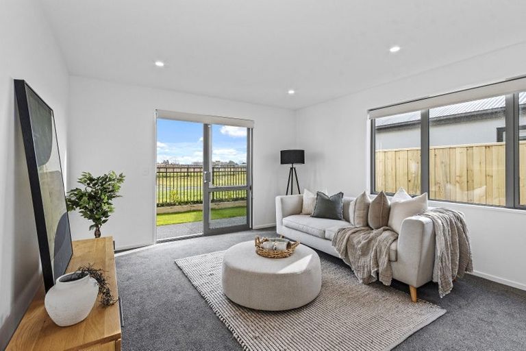 Photo of property in 8 Clontarf Lane, Belfast, Christchurch, 8051