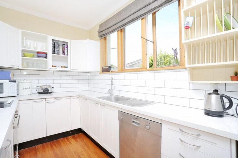 Photo of property in 120 Joseph Street, Waverley, Invercargill, 9810