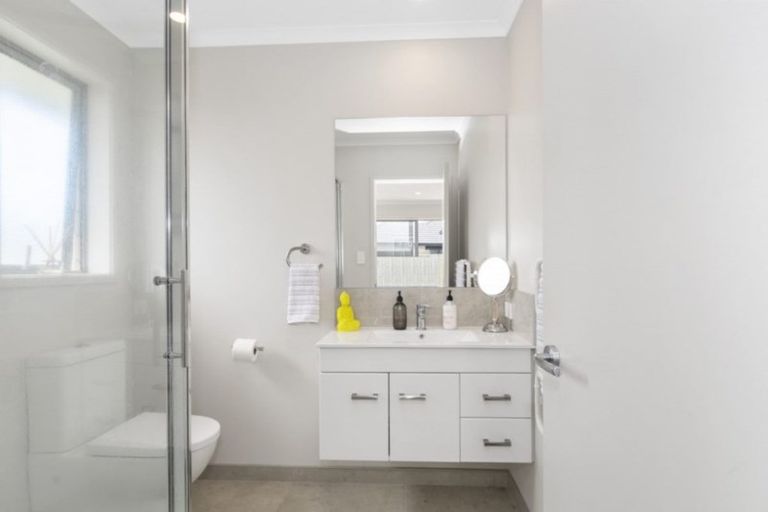 Photo of property in 127 Palm Springs Boulevard, Papamoa Beach, Papamoa, 3118