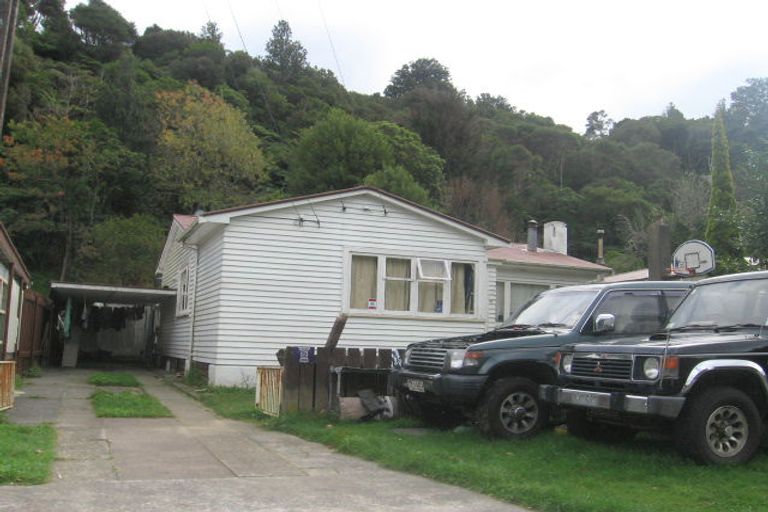 Photo of property in 59 Hair Street, Wainuiomata, Lower Hutt, 5014