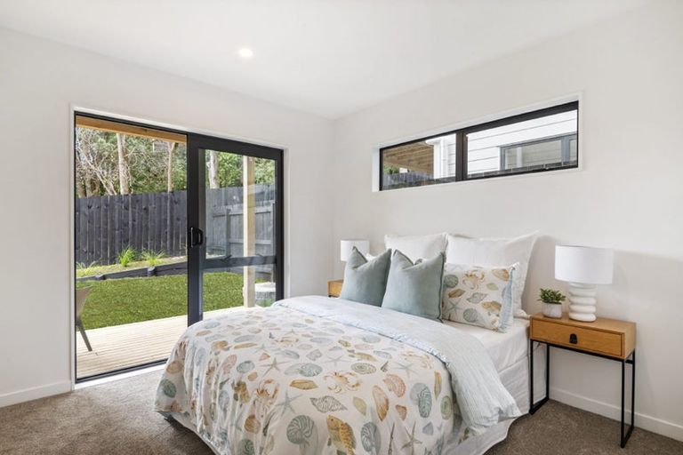 Photo of property in 11b Dianthus Place, Browns Bay, Auckland, 0630