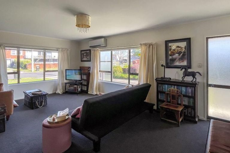 Photo of property in 14 Moana Place, Morrinsville, 3300