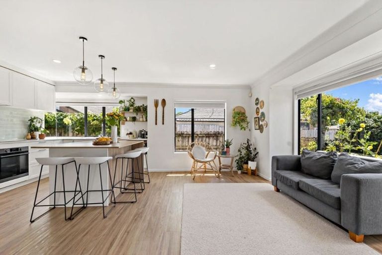 Photo of property in 13 Sunset Drive, Pukekohe, 2120