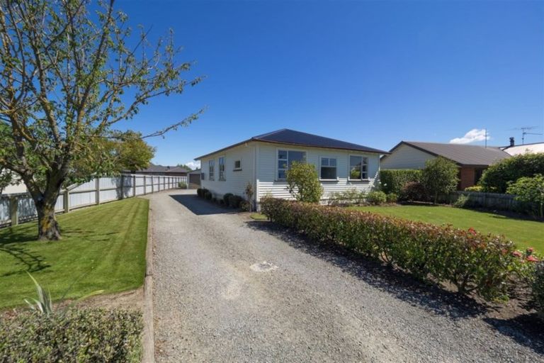 Photo of property in 70 Mcmurdo Street, Tinwald, Ashburton, 7700