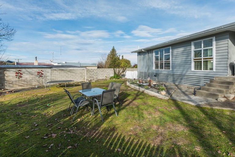 Photo of property in 112 High Street, Waipawa, 4210