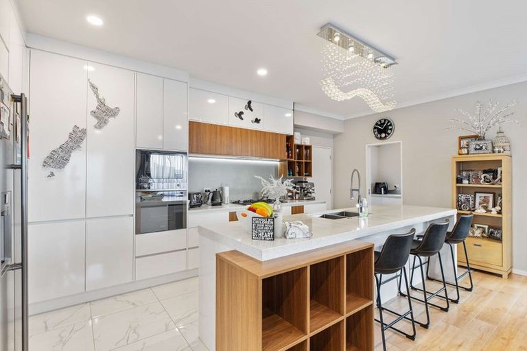 Photo of property in 27 Hangahai Road, Flat Bush, Auckland, 2019