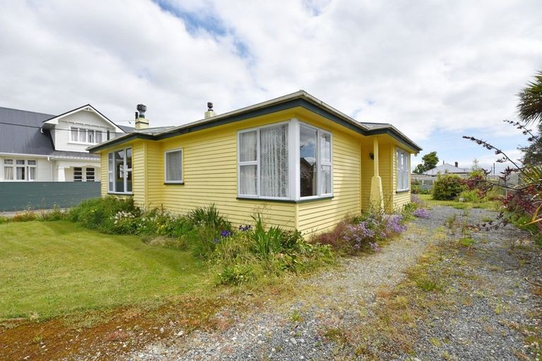 Photo of property in 10 Bridge Street, Tuatapere, 9620