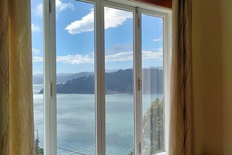 Photo of property in 112 Grafton Road, Roseneath, Wellington, 6011