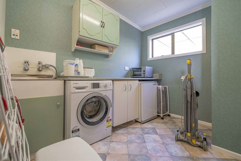 Photo of property in 158 Mokomoko Road, Omaui, Invercargill, 9877