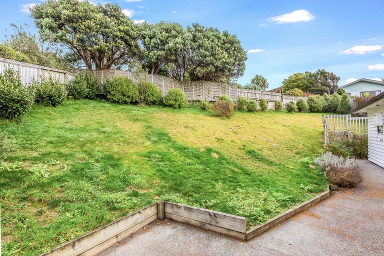 Photo of property in 3 Shoal Place, Whitby, Porirua, 5024