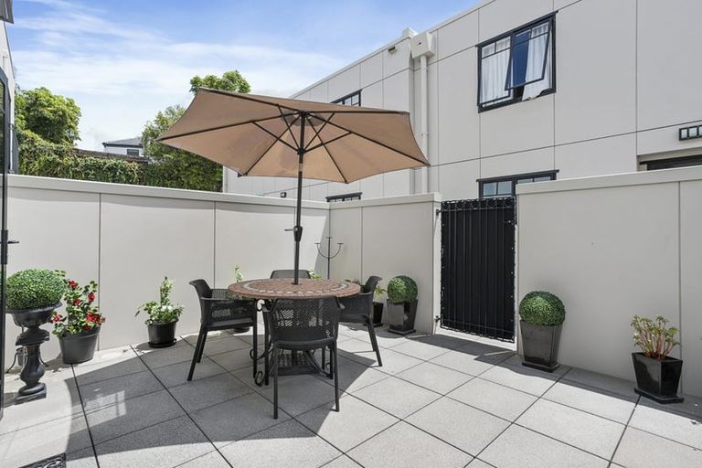 Photo of property in 64a Castor Road, Castor Bay, Auckland, 0620