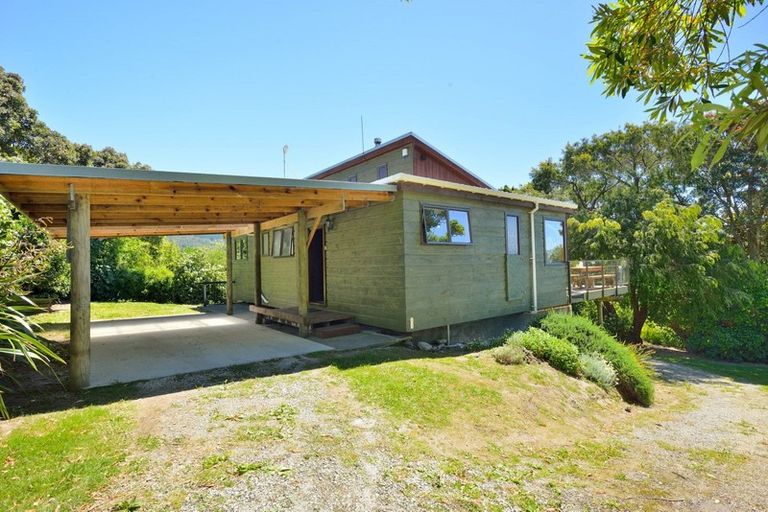 Photo of property in 8 Lane Road, Mahia, Nuhaka, 4198