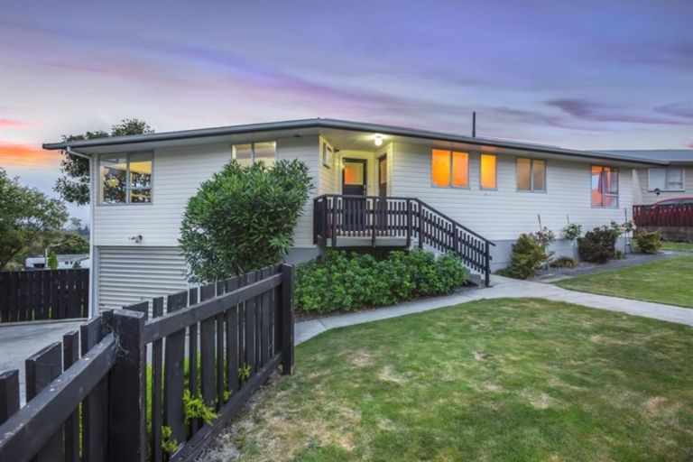 Photo of property in 9 The Bollard, Whitby, Porirua, 5024