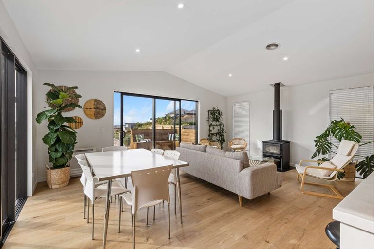 Photo of property in 62 Katania Heights, Brightwater, 7022