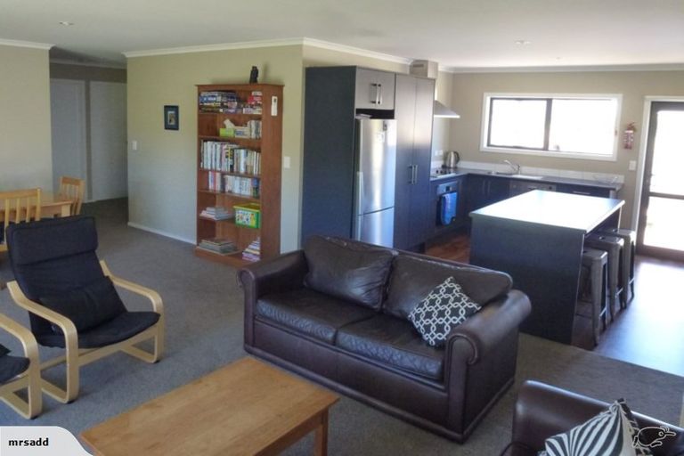 Photo of property in 5 Charles Court, Lake Hawea, Wanaka, 9382