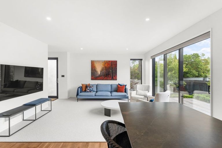 Photo of property in 1/39 Webb Street, St Albans, Christchurch, 8014