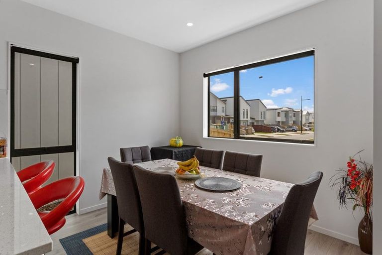 Photo of property in 37 Kairakau Street, Papakura, 2110