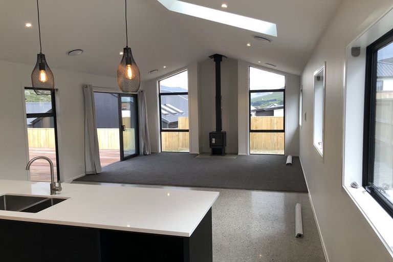 Photo of property in 15 Cheviot Street, Jacks Point, 9371