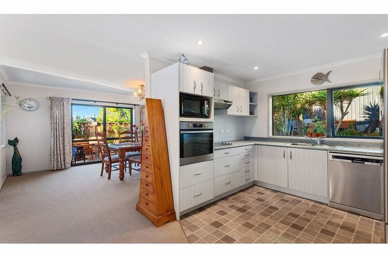 Photo of property in 12 Georgia Lane, Te Kamo, Whangarei, 0176
