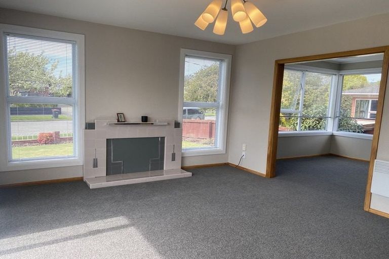 Photo of property in 37 Mavin Road, Hoon Hay, Christchurch, 8025