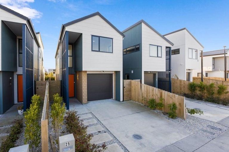 Photo of property in 25 John Gray Street, Papakura, 2110
